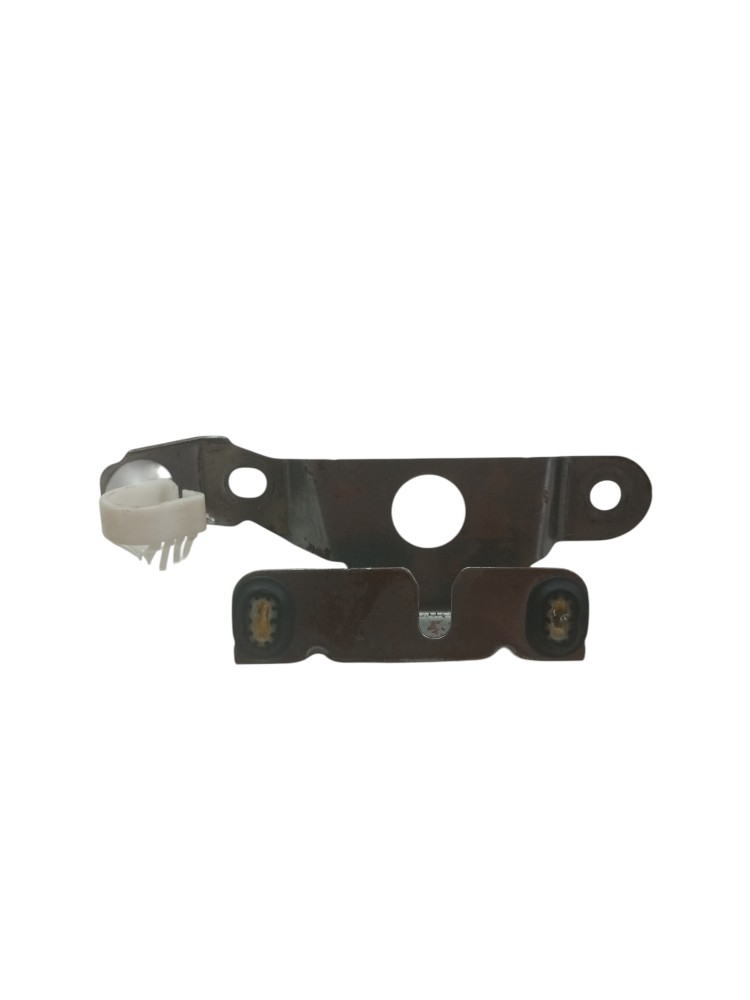 Suporte paralama direito Renault logan 2015 2020 usado 5