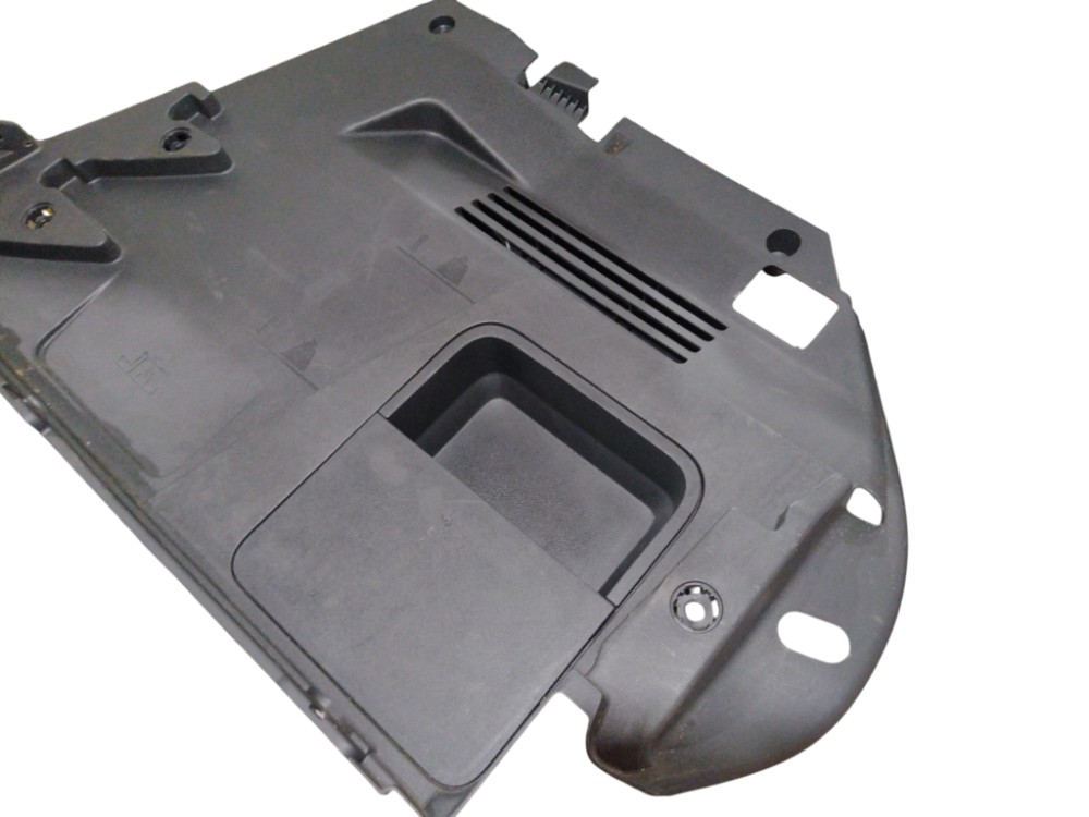 Acabamento Porta Malas Peugeot 3008 2014 2017 2019 Direito 3