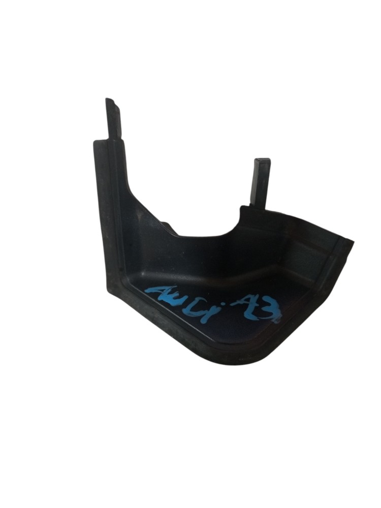 Moldura Dobradica Porta Malas Audi A3 2003 2005 2009 Par 6