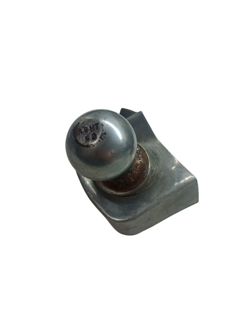 Bola  engate  reboque  universal  padrao  usado abnt 50mm 2