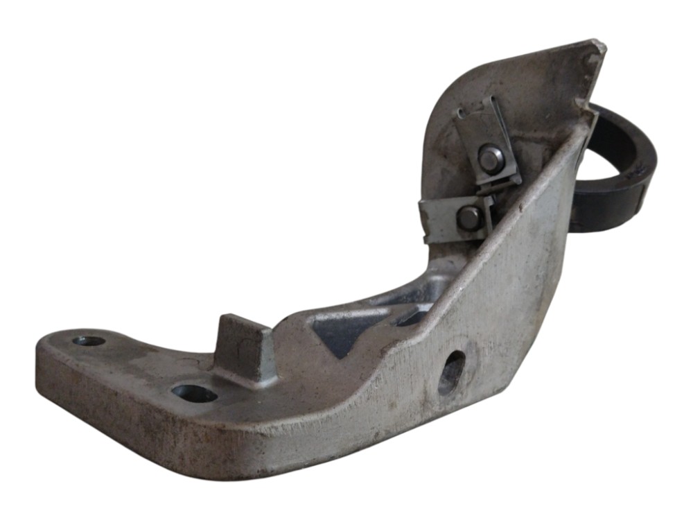 Suporte Bomba Arrefecimento Oroch 1.3 2023 2024 2025 Turbo 4