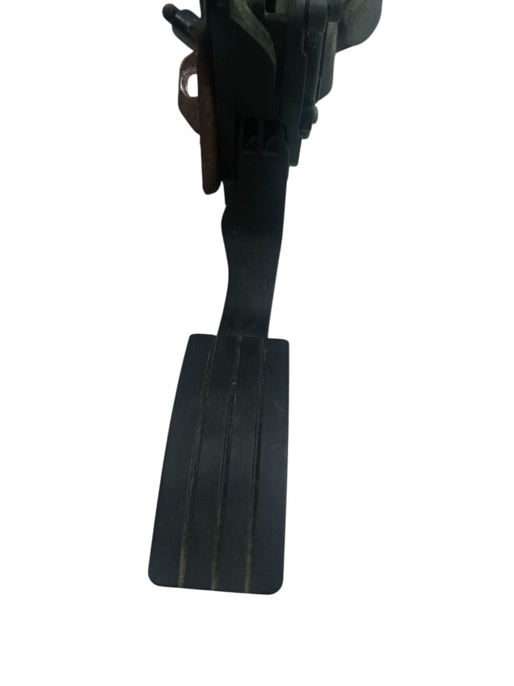Pedal acelerador Logan Sandero 2014 2017 2019 usado 1
