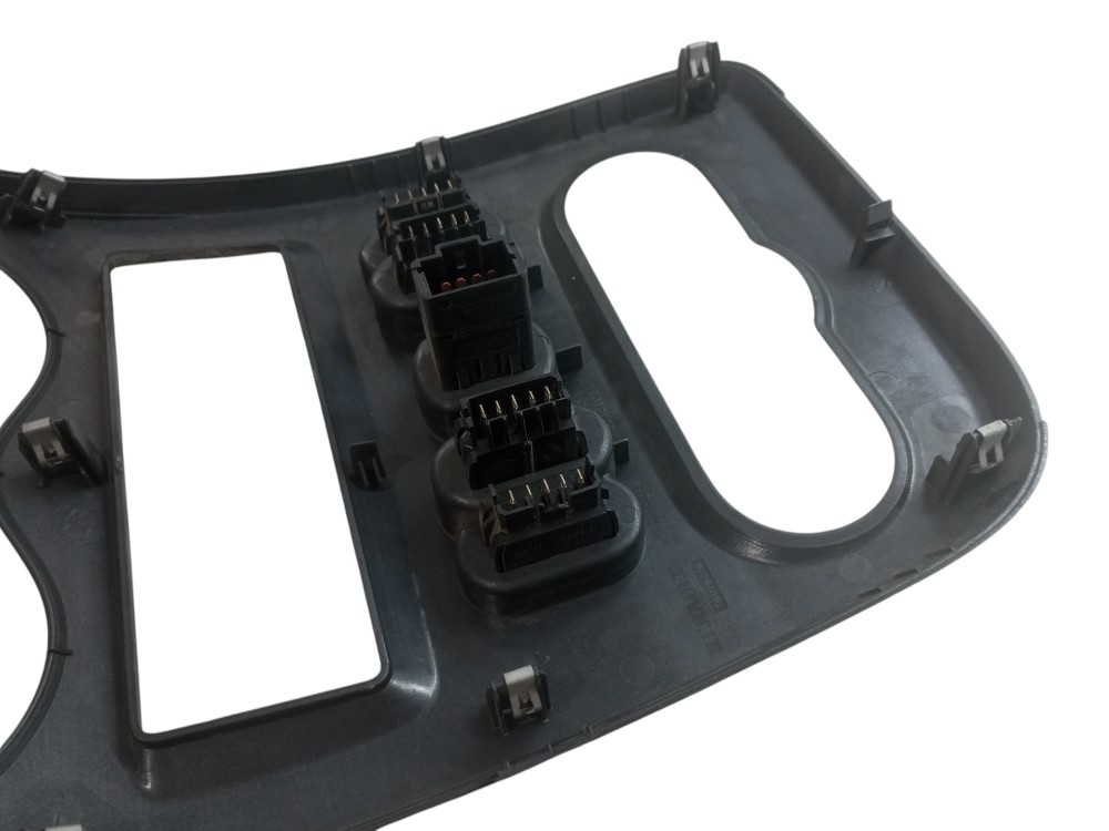 Moldura Central Sandero 2007 2011 Comando Botoes Painel 5