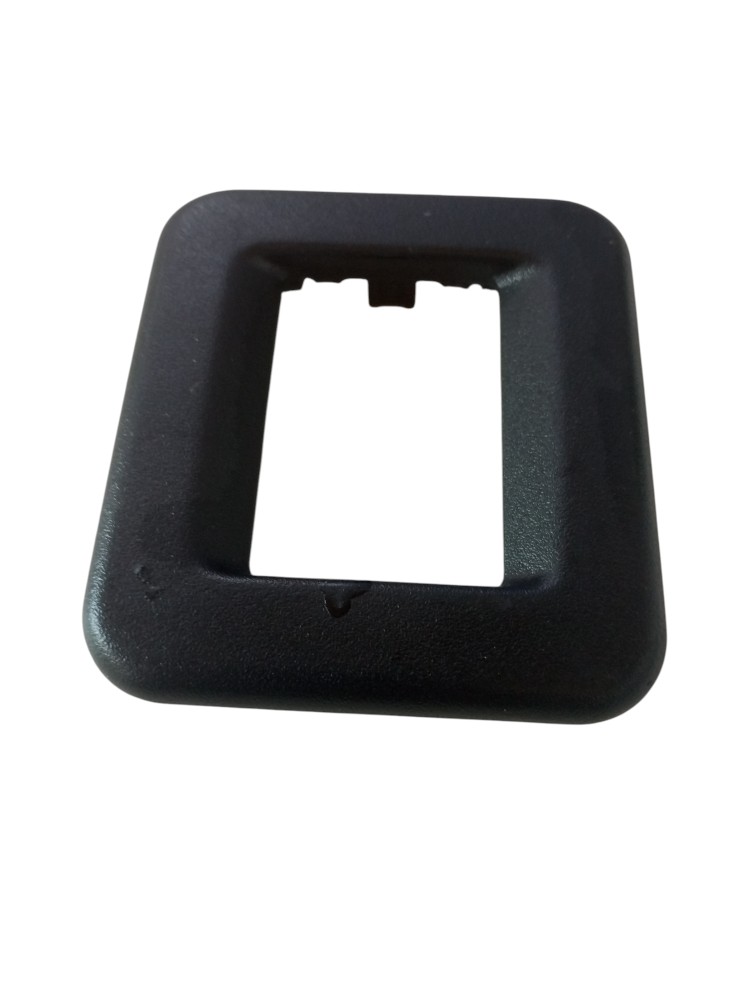 Moldura Acabamento Banco Traseiro Peugeot 307 2007 Esquerdo 1