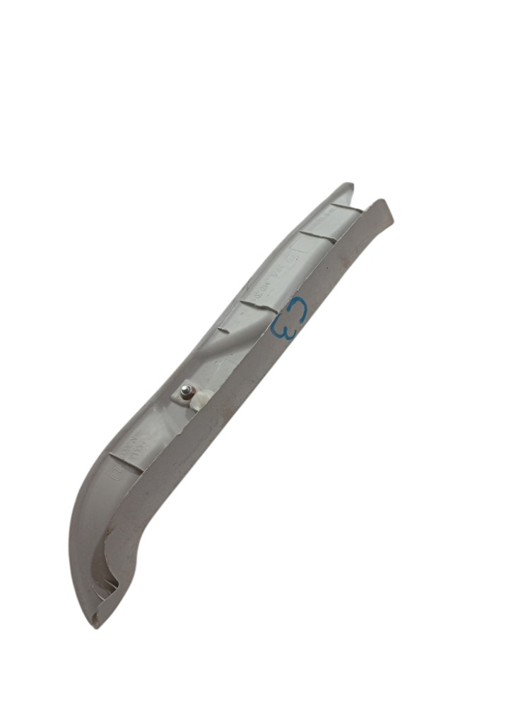 Moldura Acabamento Porta Malas Citroen C3 2005 2006 2007 4