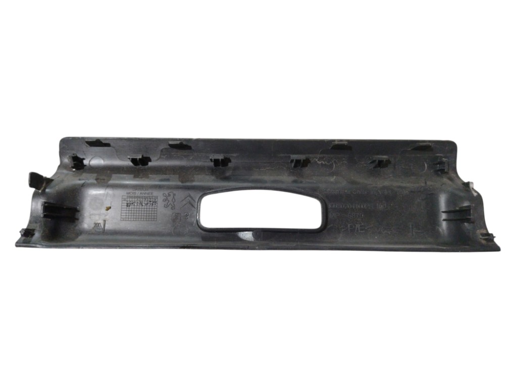Acabamento Superior Porta Mala Peugeot 3008 2014 2016 2018 6