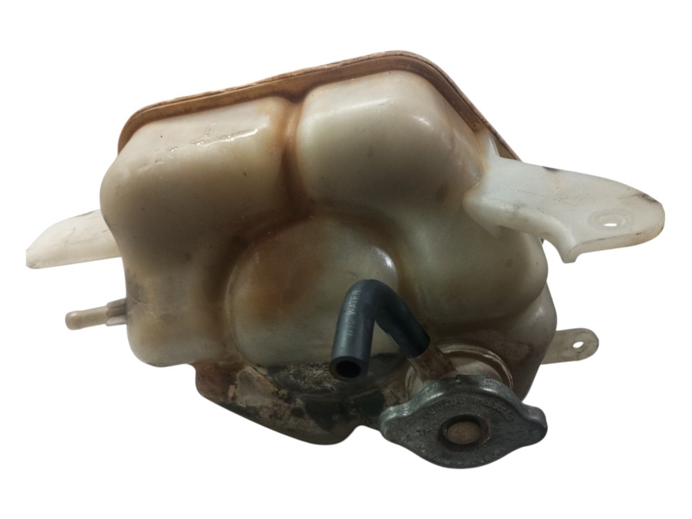 Reservatorio Agua Radiador Nissan Frontier 2008 2013 Usado 4