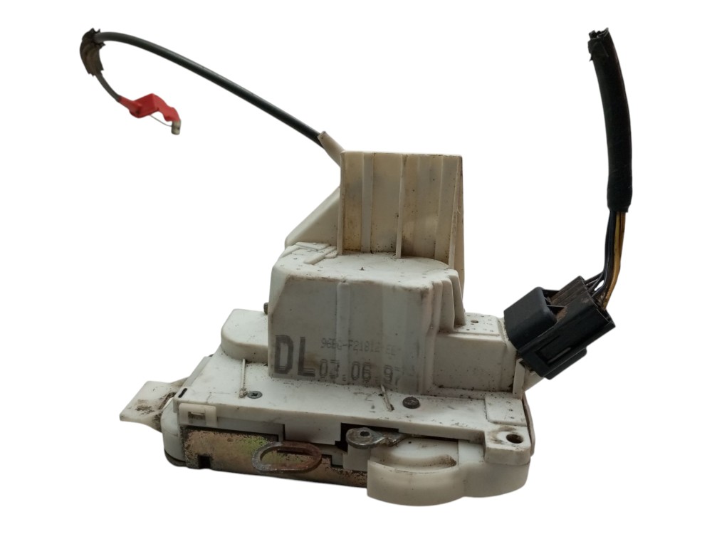 Fechadura Porta Dianteira Ford Escort  83 Direita Usado 2