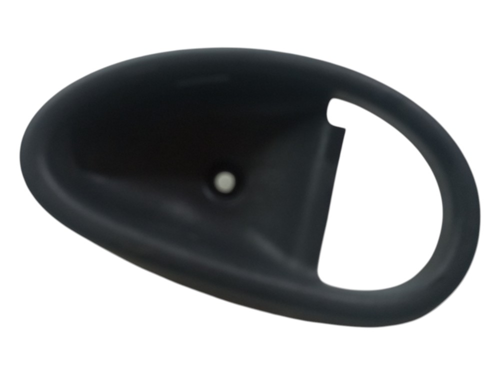 Moldura macaneta Palio 96 2000 2004 traseira esquerda usado 4