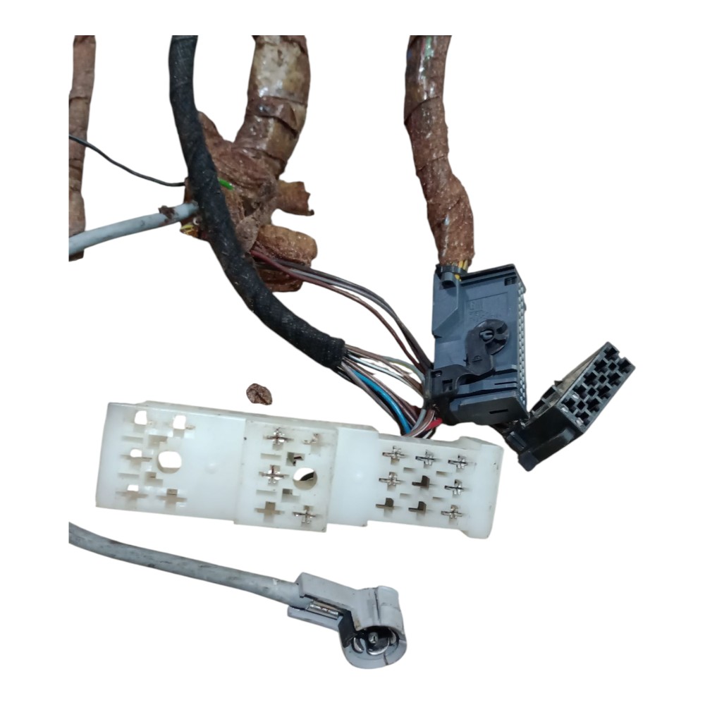 Chicote Caixa Fusivel Painel Gm Zafira 2.0 2002 2012 Usado 7