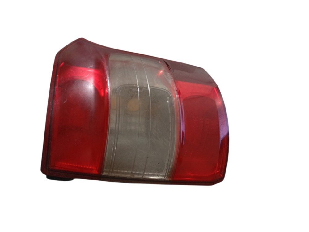 Lanterna Chevrolet Montana 2011 2015 2020 Traseira Direita Direito/passageiro