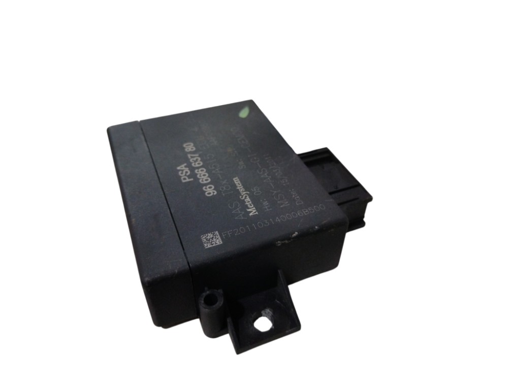 Modulo Pdc Peugeot 3008 2014 2015 2016 2018 2019 Central 3