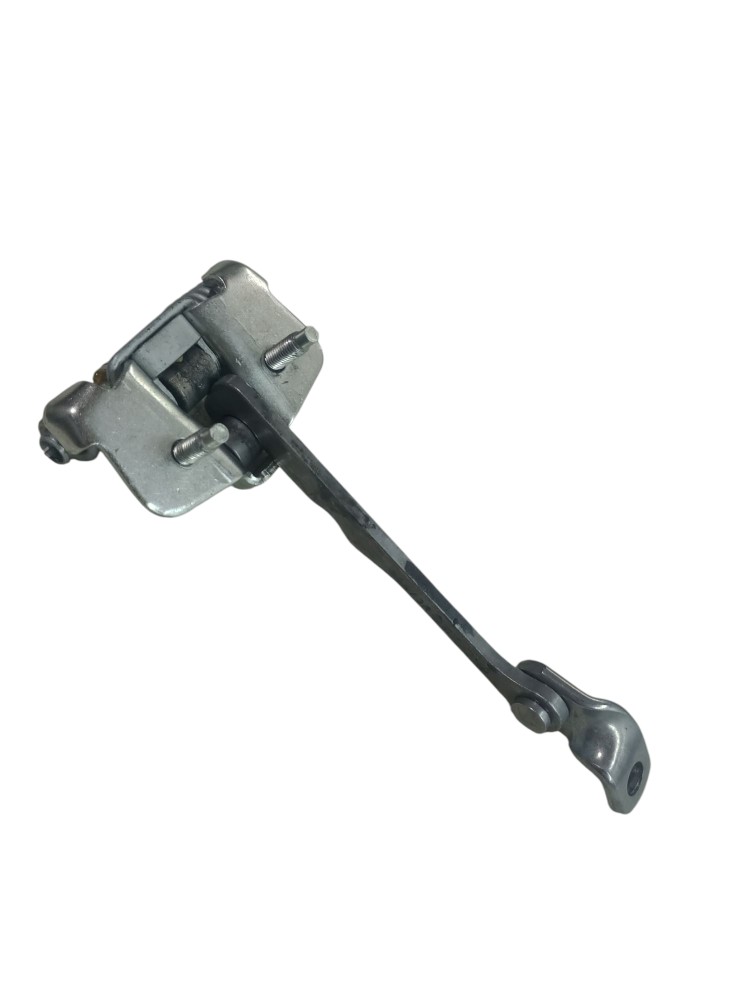 Limitador porta Oroch 1.3 2023  2024  2025 direito usado 6