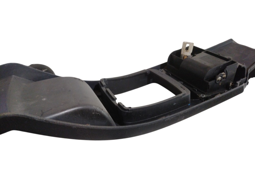 Console Cemtral Polo 2003 2006 2009 2013 Moldura Cinzeiro 7