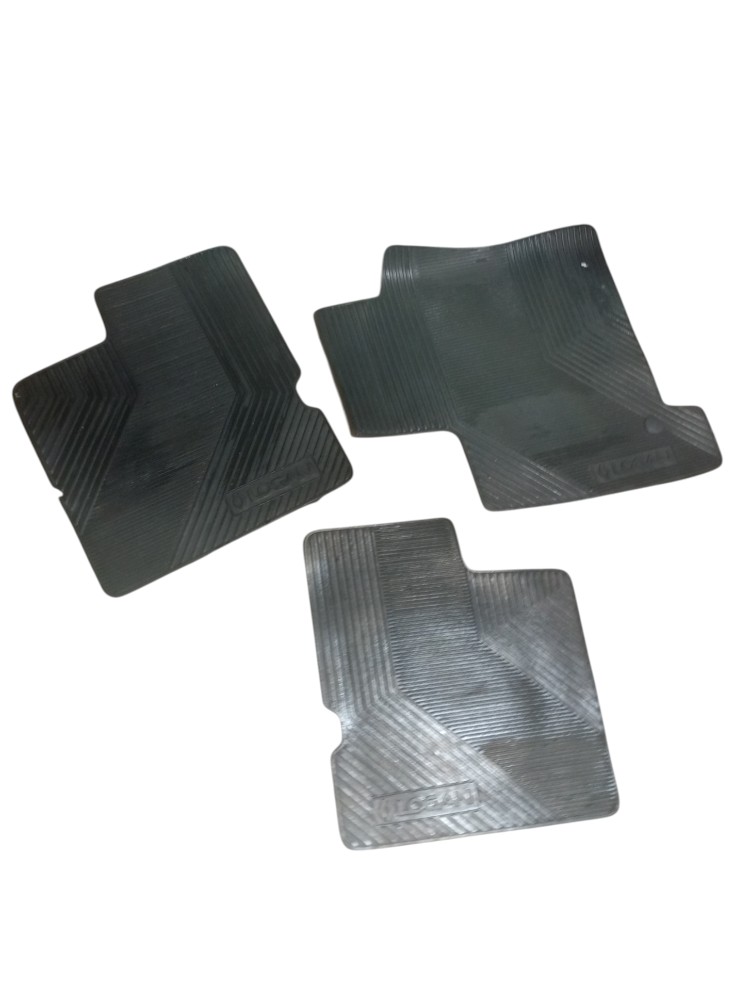 Kit Tapete Renault Logan 2008 2009 2010 2011 2012 Traseiro Preto 1