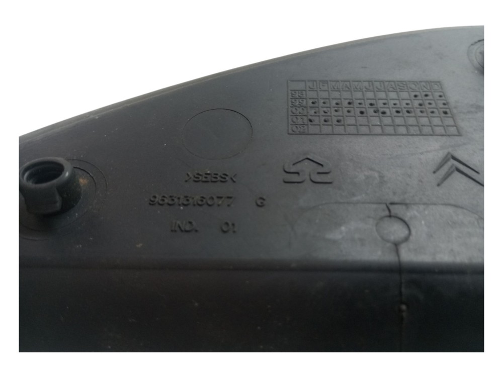 Moldura Tapete Borracha Xsara Picasso 2002 2013 Esquerdo Preto 4