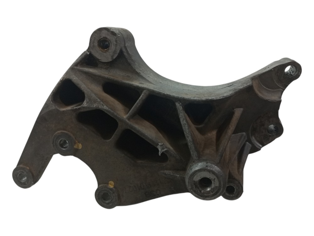 Suporte Bomba hidraulica Fiat freemont 2011 2012 2016 usado 2