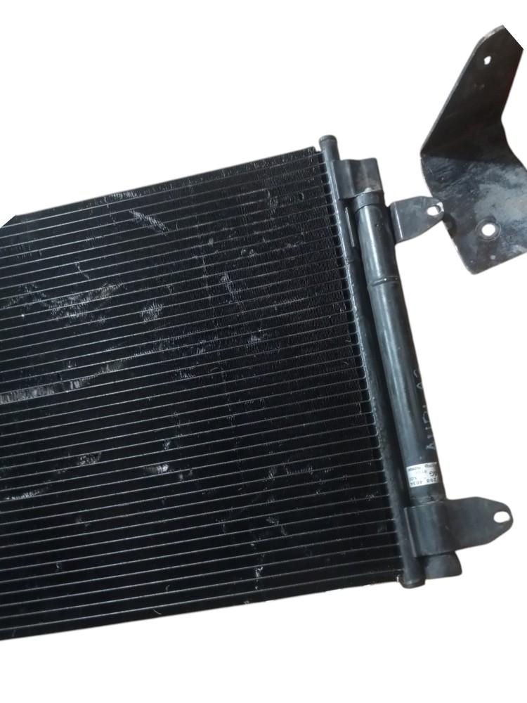 Condensador Ar Condicionado Audi Jetta 2010 2012 2014 2.0 1