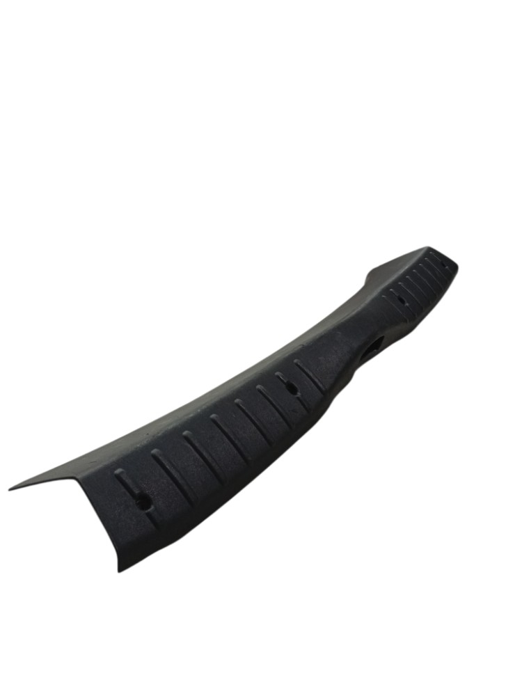 Moldura tampa traseira Citroen C3 2003 2010 2012 2