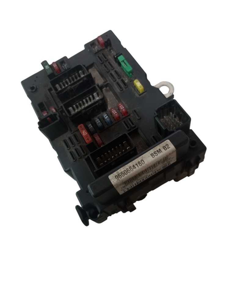 Módulo Bsm B2 206 1.4 2006 2008 2012 Caixa Fusiveis  Usado 4