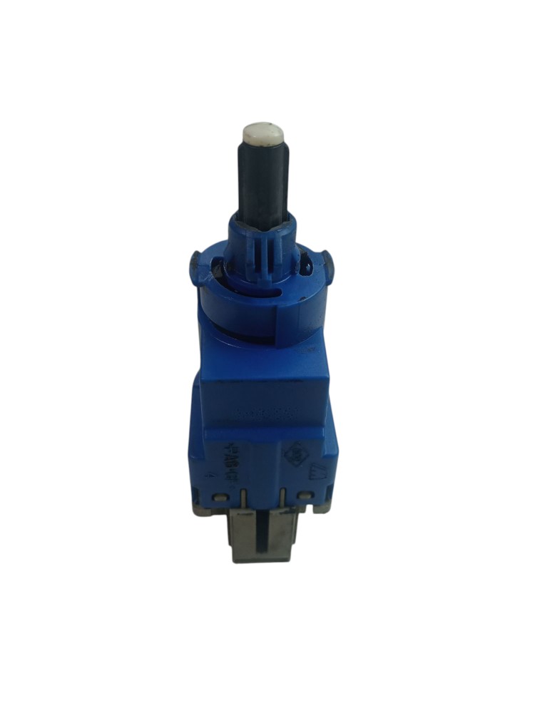 Interruptor Pedal Embreagem Oroch 1.3 Duster 2024 2025 Usado 5