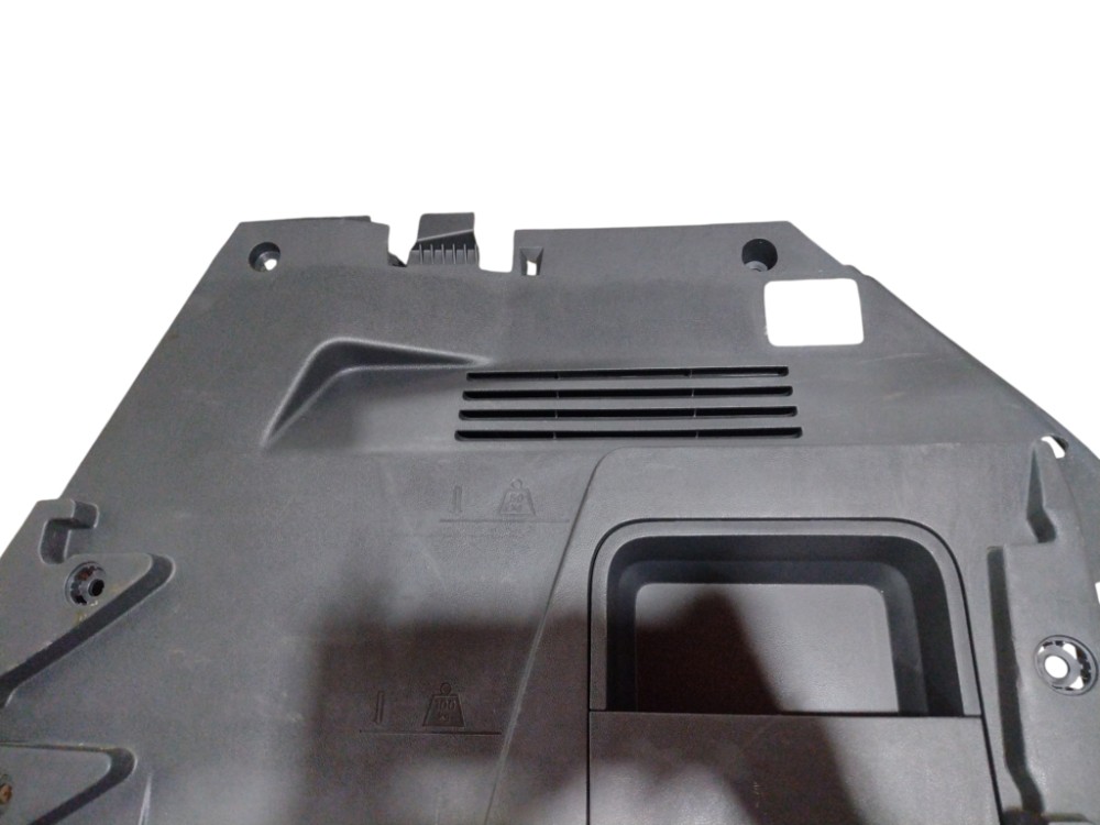 Acabamento Porta Malas Peugeot 3008 2014 2017 2019 Direito 2