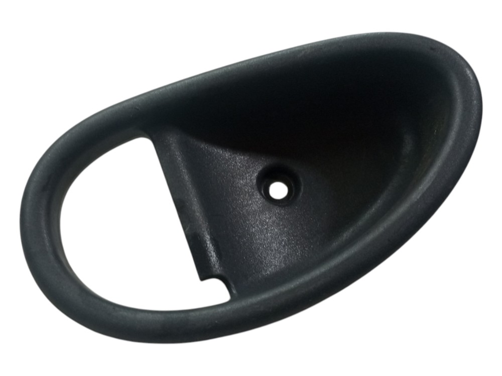 Moldura macaneta Palio 96 2000 2004 traseira esquerda usado 1