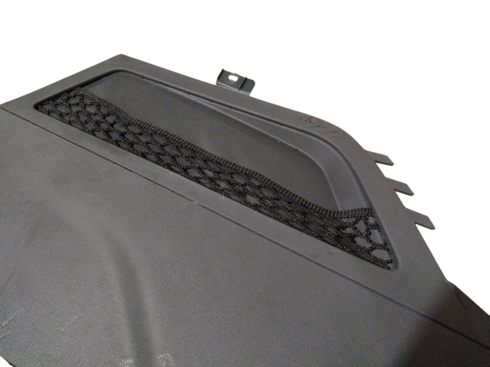 Acabamento Console Central Peugeot 3008 2014 2019 Direito 8