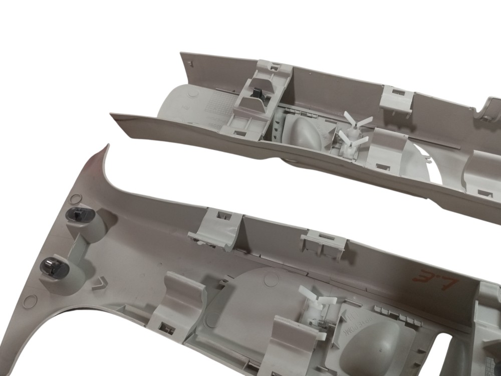 Moldura Coluna Superior Zafira 2001 2007 2011 Par Usado 4