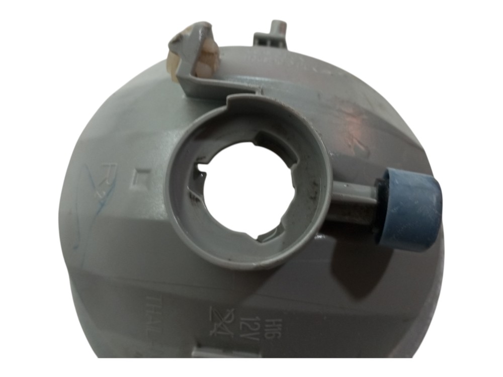 Farol milha cibie Toyota Hilux 2012 2015 direito usado 4