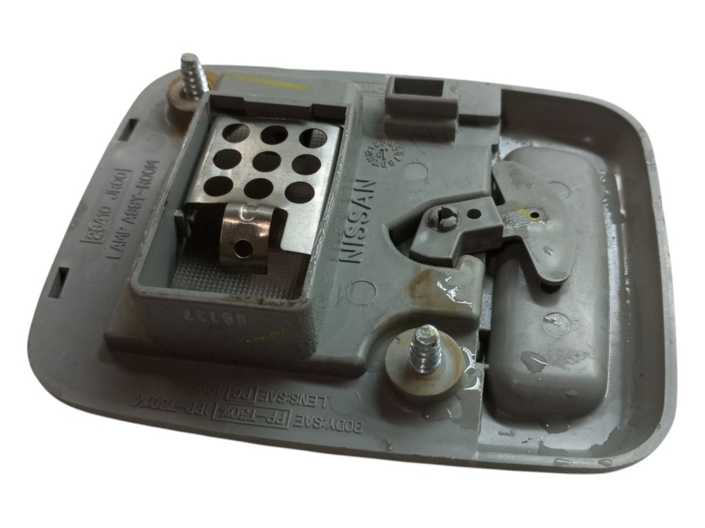 Luz Teto Cortesia Nissan Frontier 2008 2009 2010 2011 2013 4