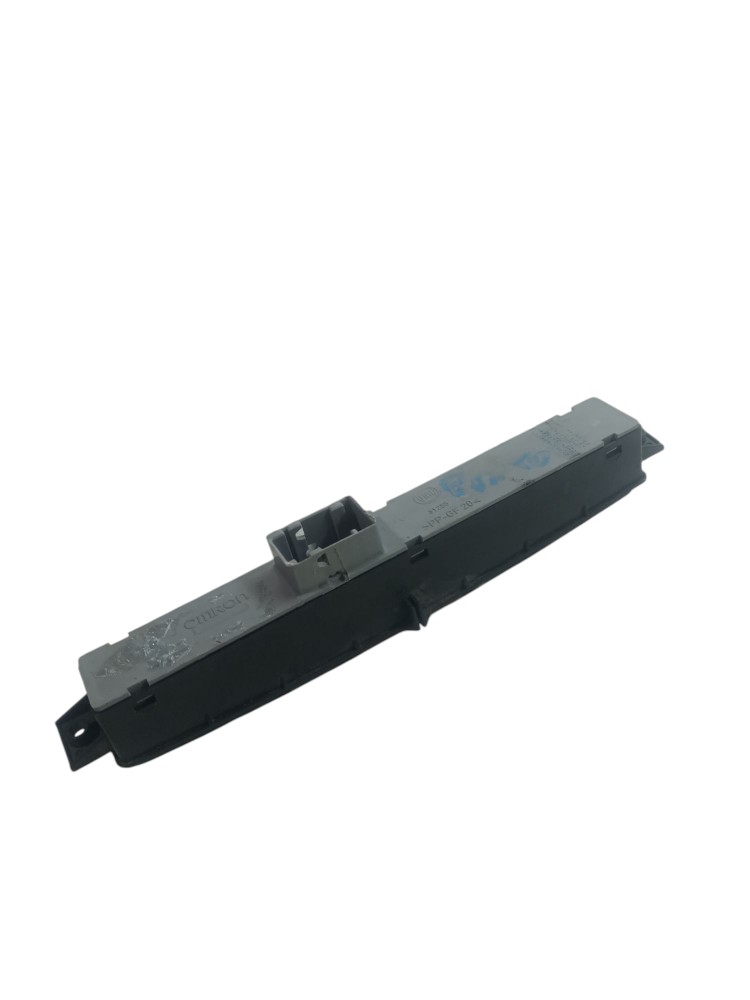 Interruptor Botao Pisca Alerta Fiat Punto 2006 2007 2008 Preto 7