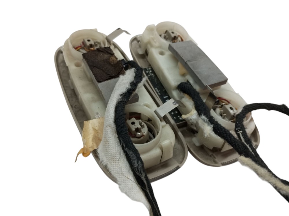 Luz Cortesia Teto Ford New Fiesta 2007 2014 Par Usado 6