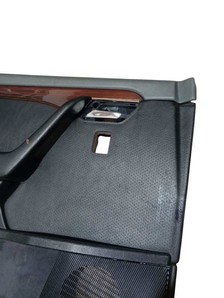 Forro porta Mercedes C220/280 94 2003 traseira esquerda usad 3