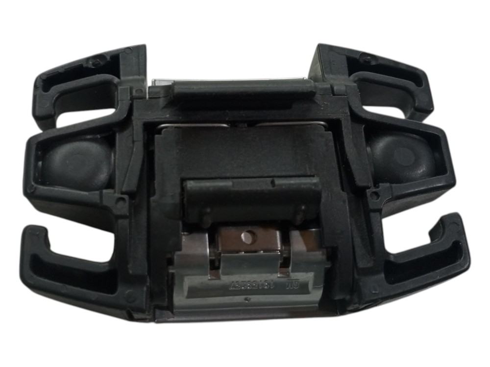 Presilha Fixacao Porta Malas Chevrolet Captiva 2008 2010 5