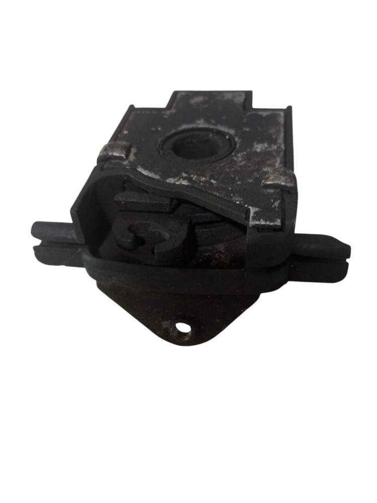 Bloqueio Trava Inferior Capo Bmw 330 Le46 99 2002 2004 2006 2