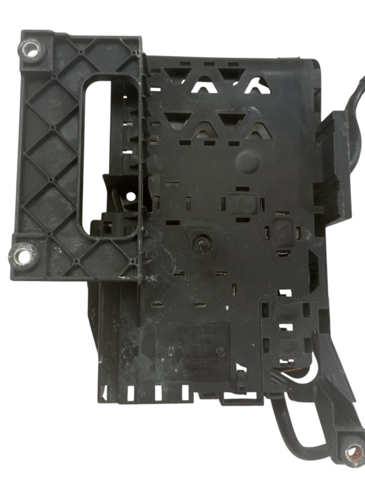 Caixa Fusivel Tampa Suporte Touareg 2005 2010 2015 Vw 3