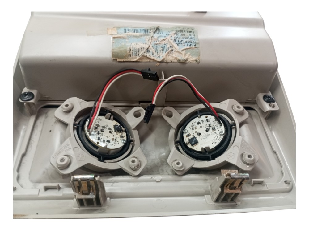 Luz Cortesia Teto Porta Oculos Fiat Freemont 2011 2016 Usada 7