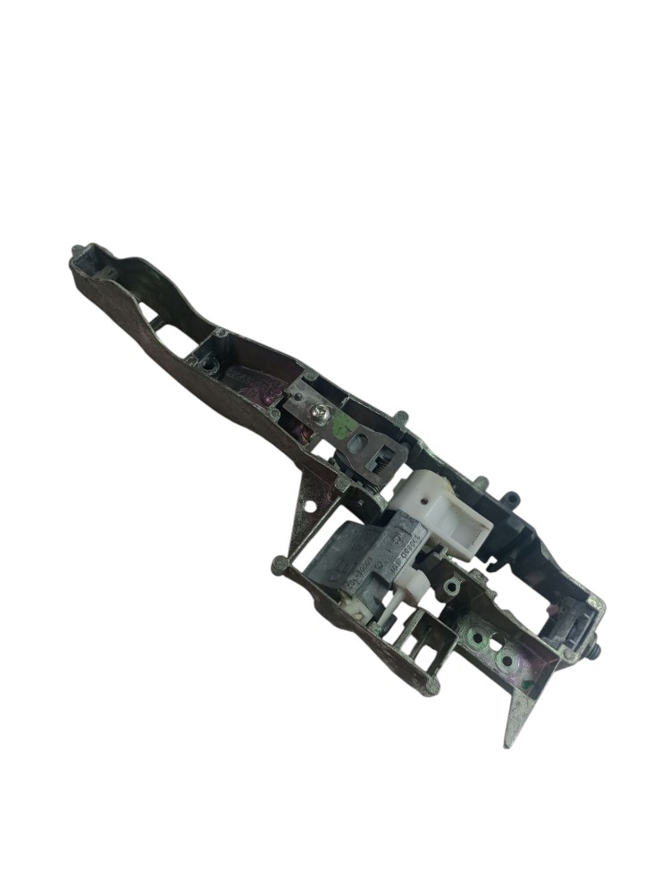 Suporte Macaneta Peugeot 208 408 C3 2007 2014 Esquerda Tras. 5