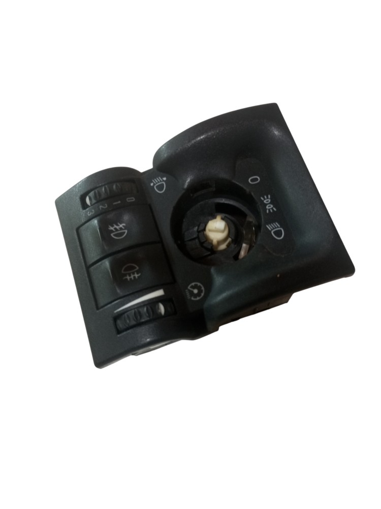 Botao Interruptorluz Farol Milha Vectra 97 99 2001 2005 Gm 1