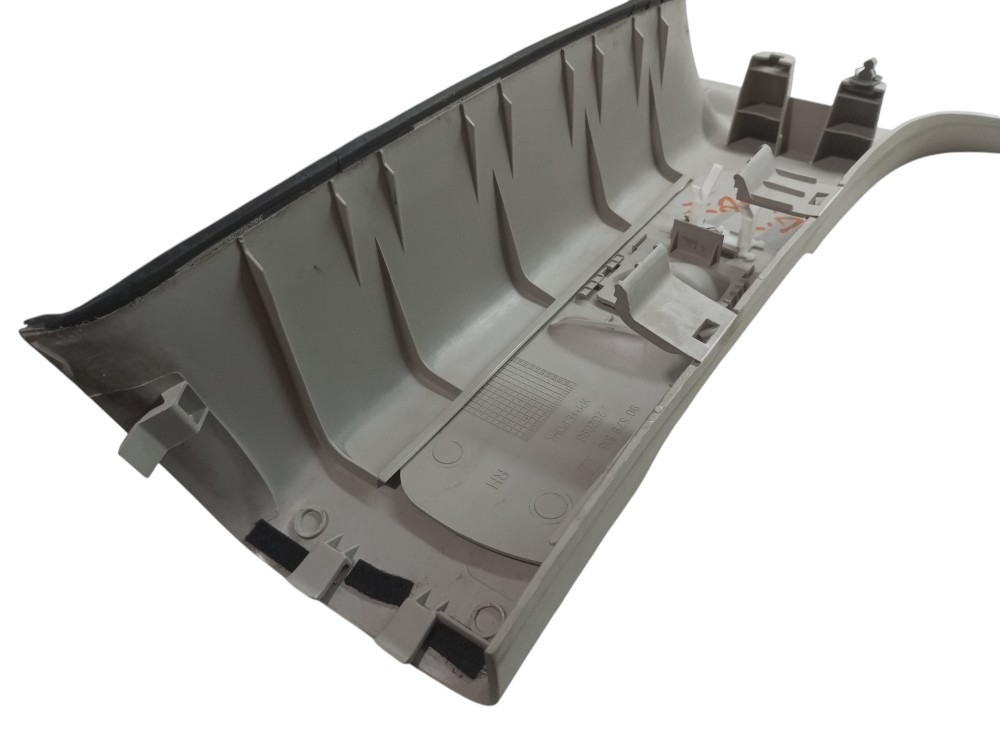 Moldura Coluna Central Zafira 2001 2007 2012 Direito Usado 2