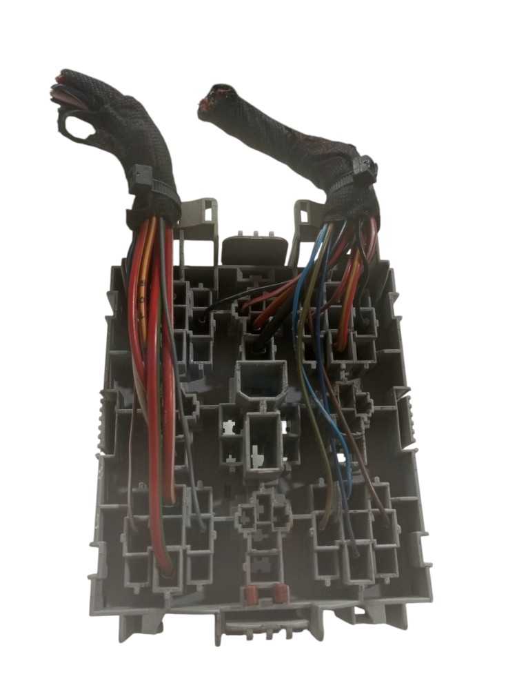 Caixa Fusivel Rele Touareg V8 2005 2010 2015 Volkswagen 5