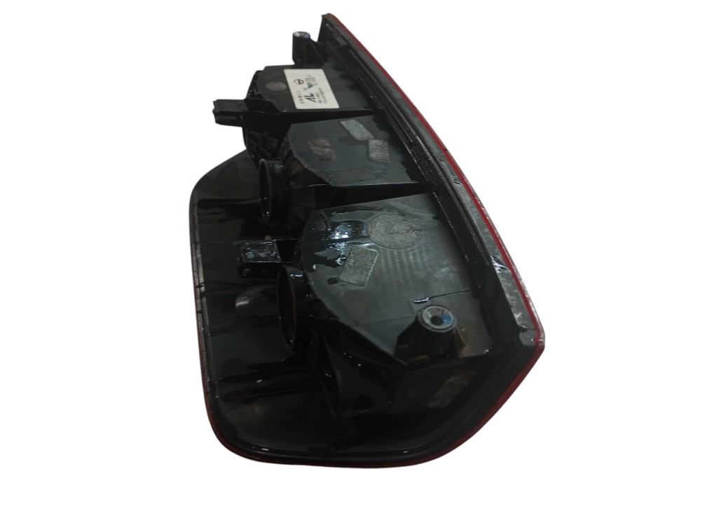 Lanterna Nissan Frontier 2008 2010 2013 Traseira Direita Direito/passageiro Vermelha 3