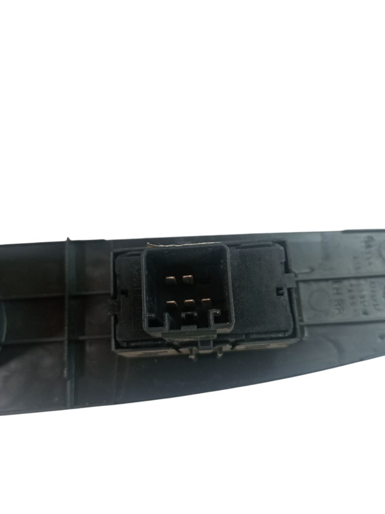 Moldura botao vidro porta  Fusion  2006  2011  ford usado 3