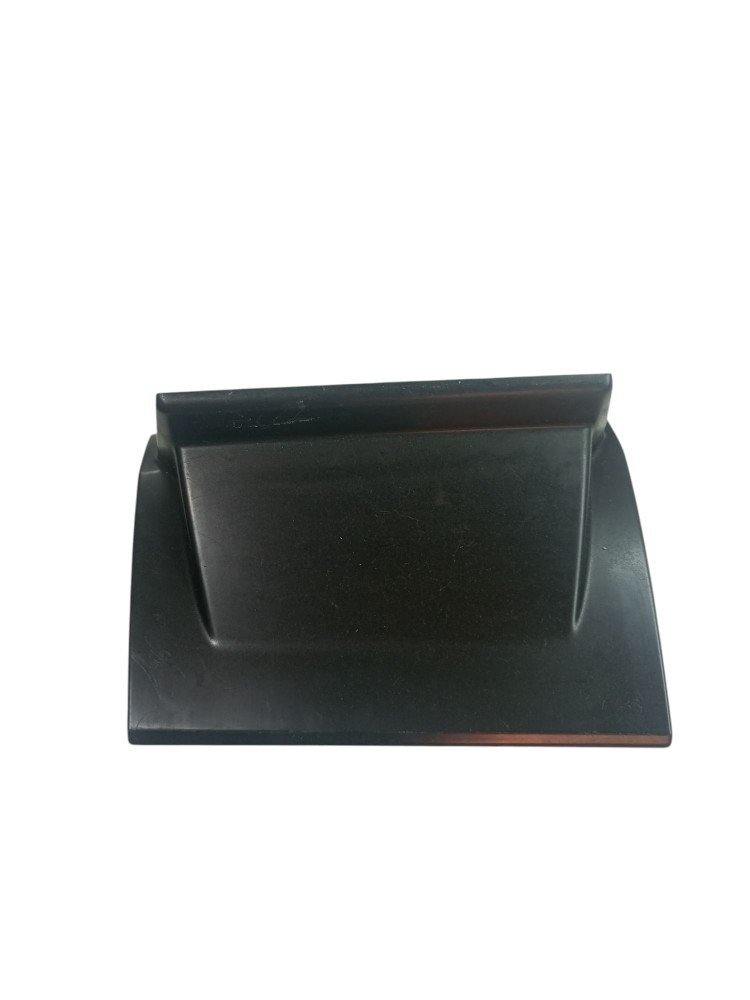 Tampa porta objetos console central oroch 2024 2025 usado 7