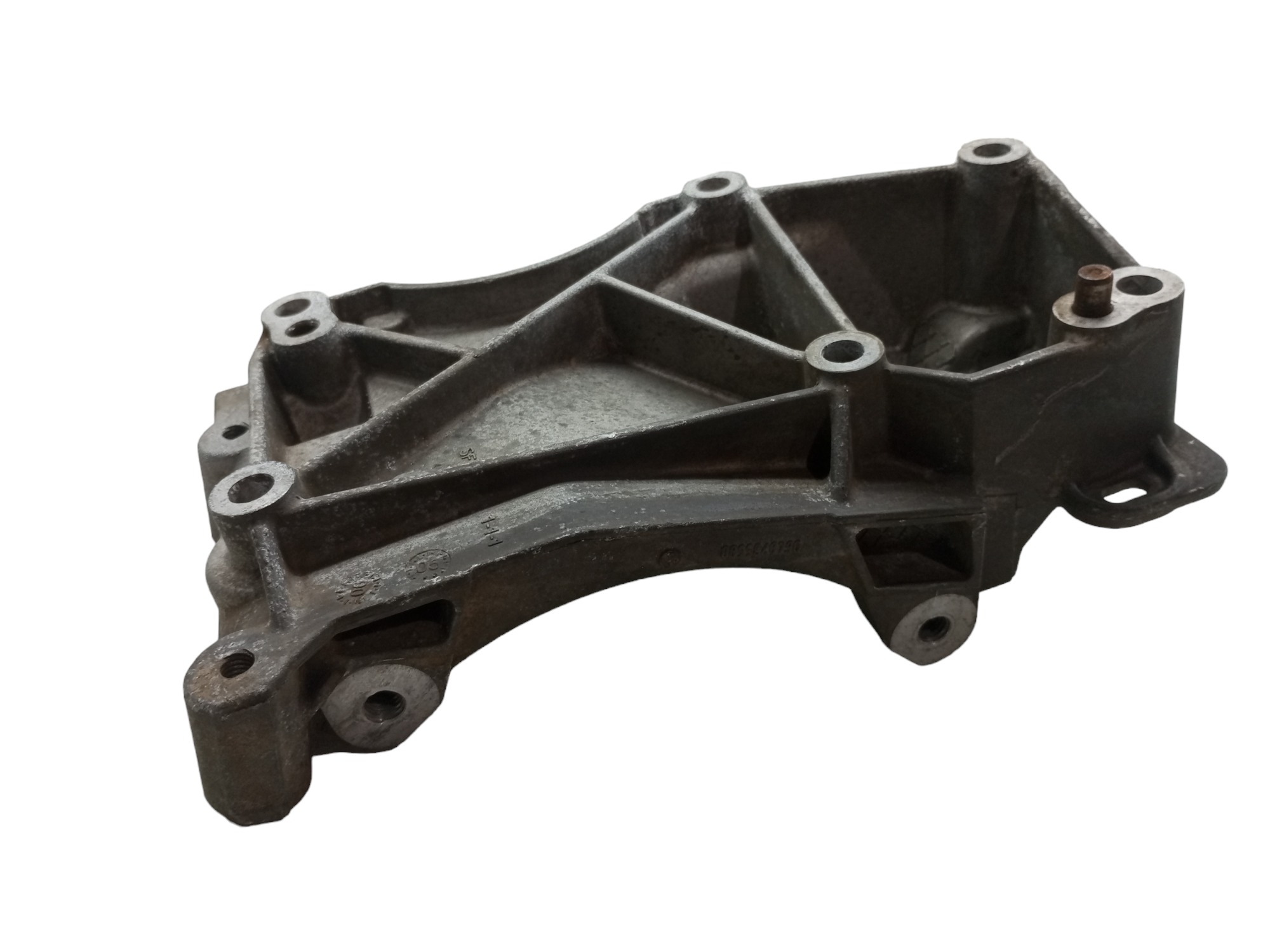 Suporte Alternador Peugeot 307 Citroen C4 2008 2009 2010 2.0 4