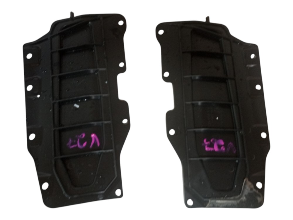 Capa Moldura Dobradica Porta Traseira Touareg 2005 2015 Par 5
