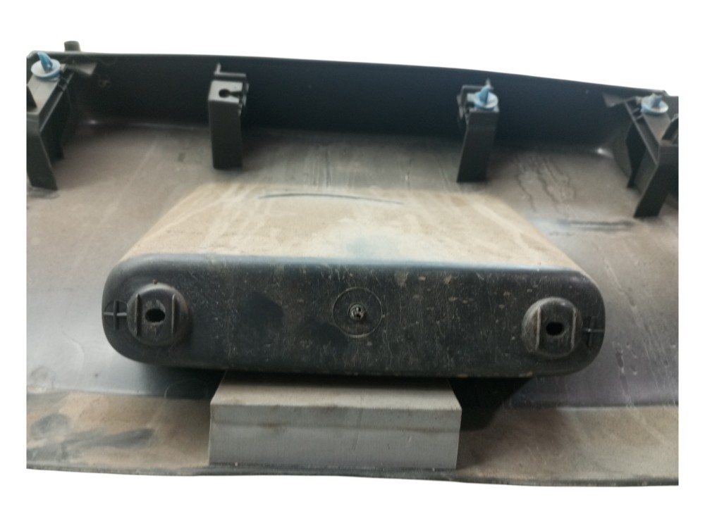 Tampa Moldura Interna Porta Mala Renault Sandero 2015 2020 5