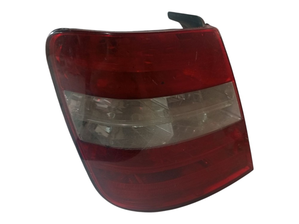 Lanterna Fiat Stilo 1.8 2003 2004 2005 Traseira Esquerda  Esquerdo/motorista 2