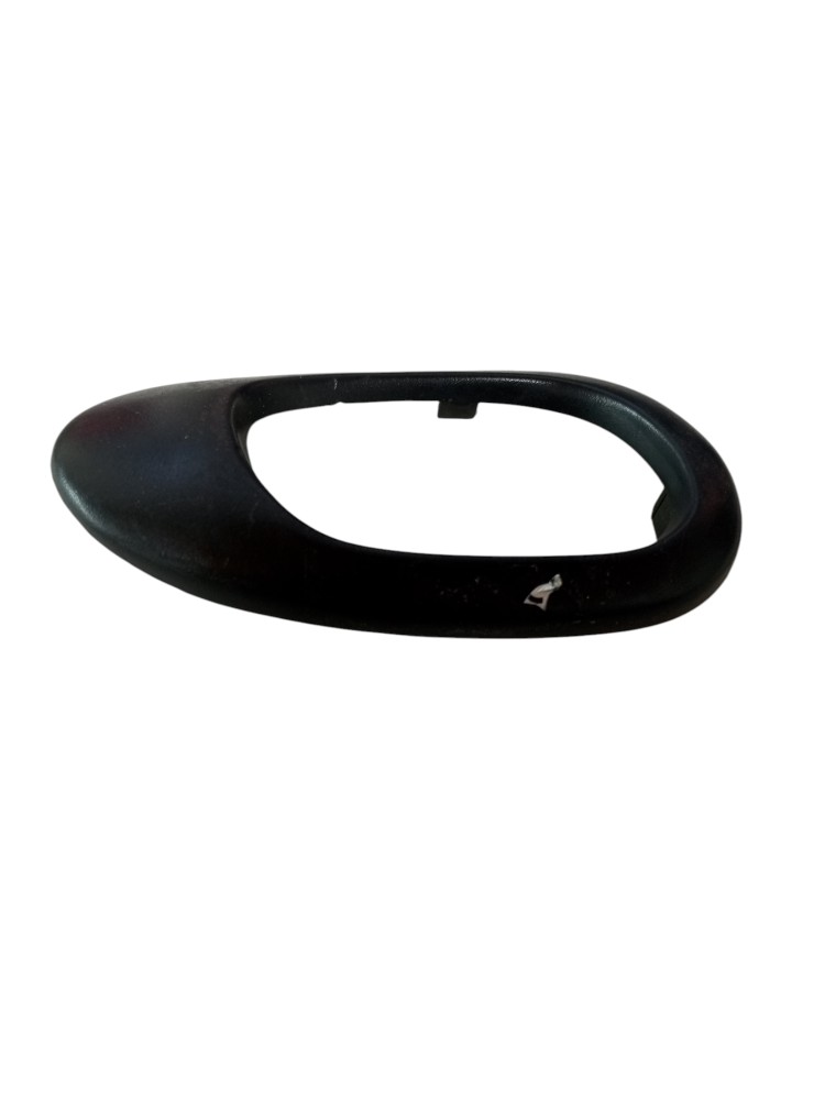 Moldura Macaneta Interna Traseira Peugeot 206 2005 2011 2